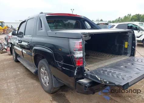 2002 Cadillac Escalade Ext Standard z USA, uszkodzony, nr VIN 3GYEK63N82G268264